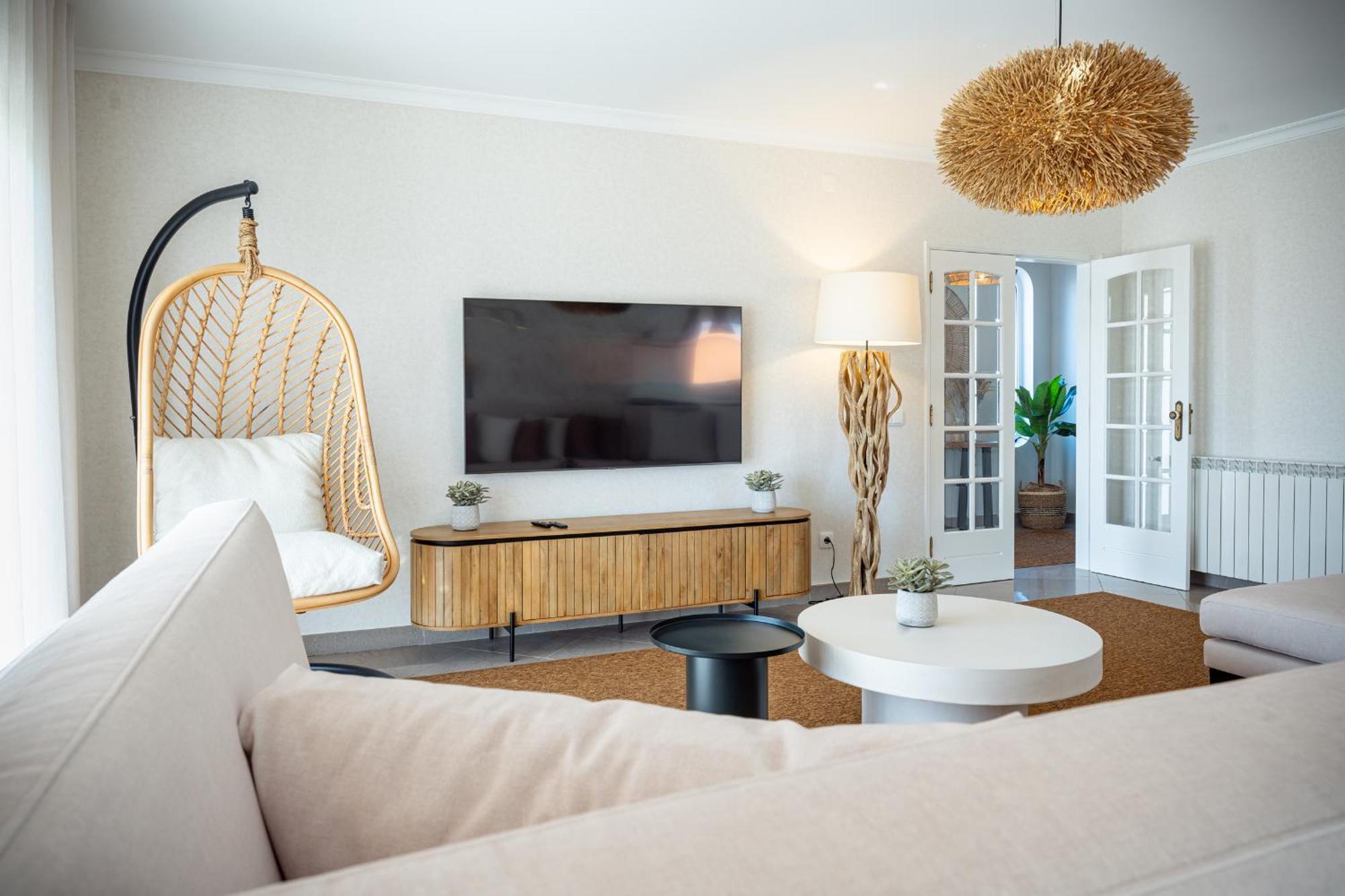Magnolia Luxury Villa 莱里亚维埃拉 外观 照片
