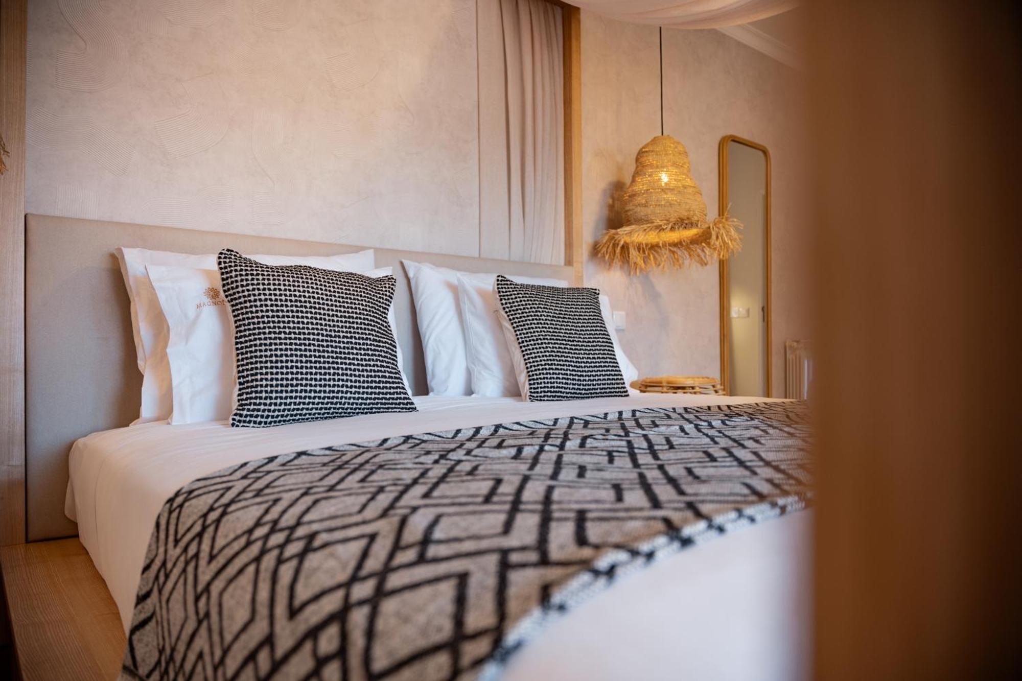 Magnolia Luxury Villa 莱里亚维埃拉 外观 照片