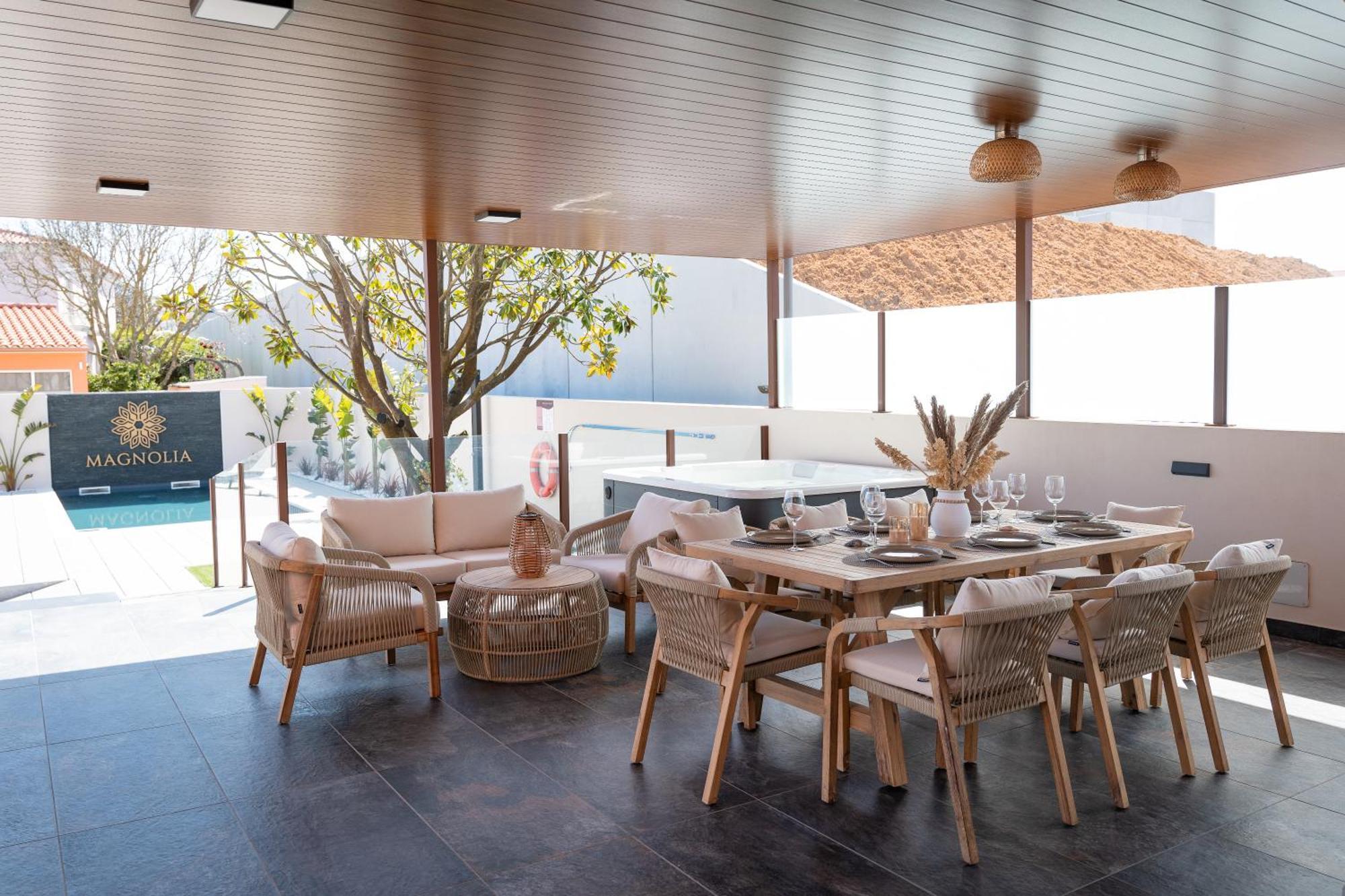 Magnolia Luxury Villa 莱里亚维埃拉 外观 照片